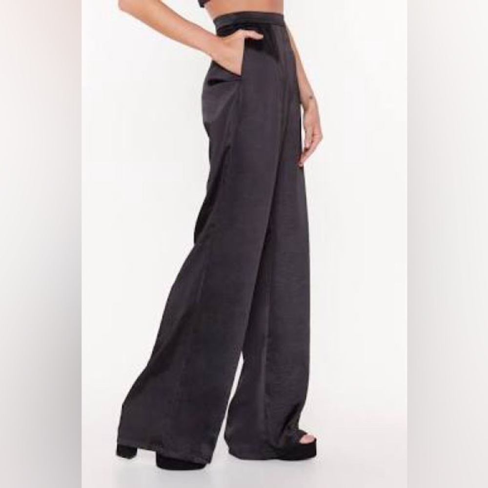 Nasty Gal satin the mood wide leg fool length trousers pants sz.4 (US0) - Picture 3 of 15